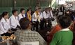 พปชร. ลงพื้นที่หาเสียงย่านเตาปูน