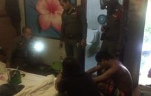 ตรวจค้นห้องพักชาย-หญิงพบยาบ้ากว่า 200 เม็ด