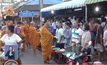พุทธศาสนิกชนร่วมทำบุญวันเข้าพรรษา