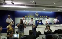 ตำรวจฮ่องกงยกเลิกแถลง เหตุนักข่าวประท้วง