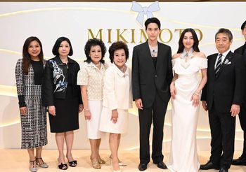 MIKIMOTO จัดแฟชั่นโชว์สุดเอ็กซ์คลูซีฟ เผยคอลเลกชัน “The Bows” ครั้งแรกในไทย ฉลองโฉมใหม่บูติกสาขาประเทศไทยที่สยามพารากอน เจมส์ จิรายุ – เบลล่า ราณี พร้อมเหล่าเซเลบริตี้ร่วมยินดีคับคั่ง