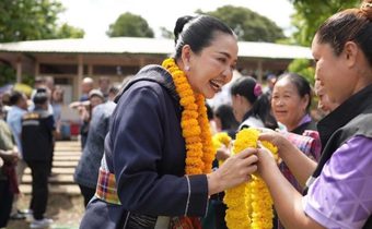 อำนาจเจริญโมเดล “สุขสมรวย-ญาณีนาถ“ ส่งทีมไทอำนาจ ลุยช่วยกลไกภาครัฐ ช่วยประชาชนยืนยันสิทธิบัตรสวัสดิการแห่งรัฐ