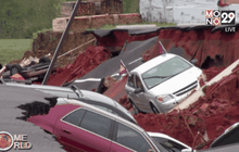 หลุมยุบกลางลานจอดรถในรัฐมิสซิสซิปปี