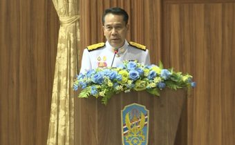 ‘สุทิน’ ลงนามแต่งตั้ง ‘บิ๊กต่อ’ นั่งรักษาการ ผบ.ทบ. อีกตำแหน่ง