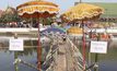 สะพานขวดพลาสติกรีไซเคิล แห่งแรกในไทย