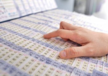 ตรวจหวยออนไลน์ อัปเดตผลครบทุกงวด เช็กเลขไว รู้ผลทันที