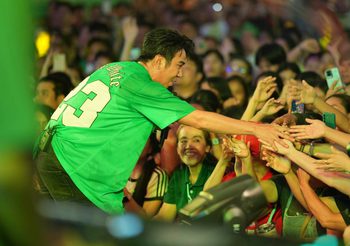 ผ่านไป 2 ยังเหลืออีก 4! ซีเจ มอร์ เดินหน้าสร้างประสบการณ์ “ครบ ถูก คุ้ม” จัดเต็มกันต่อกับ “ซูเปอร์แฟร์” ต่อเนื่องถึงสิ้นปี ตอกย้ำความใกล้ชิดระหว่างแบรนด์และลูกค้า ผ่านการสร้างพื้นที่แห่งความสุขและความสนุกใกล้บ้าน