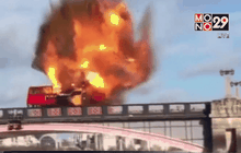 ระเบิดรถบัสถ่ายหนังกลางกรุงลอนดอน