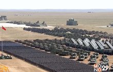 จีนแสดงแสนยานุภาพทางทหารฉลอง 90 ปีกองทัพ