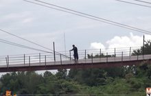 เร่งซ่อมสะพานสลิงข้ามแม่น้ำน่าน