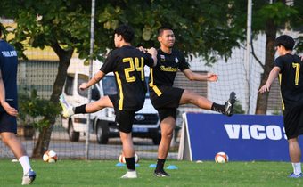 ชยพิพัฒน์ รับใจมาเต็มหลังช้างศึกได้แชมป์กลุ่ม