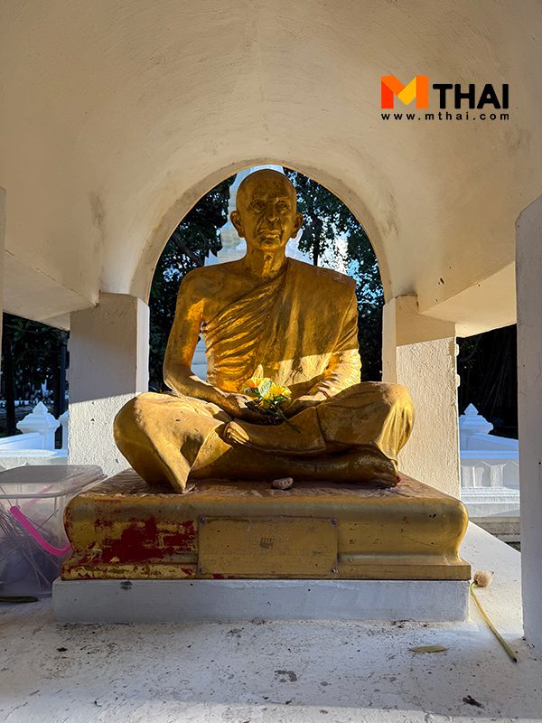 พระครูดีโลด บุญรอด (พระครูวิโรจน์รัตโนบล) 