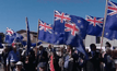 ชาวนิวซีแลนด์ลงมติใช้ธงชาติเดิม