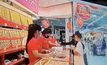 เร่งติดตามคนร้ายวิ่งราวเงินสดร้านทอง 9 หมื่นบาท