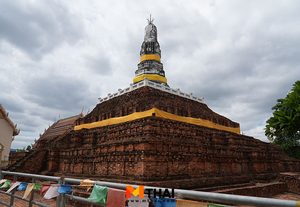 วัดพระประโทณเจดีย์ ศิลปะทวารวดี ตำนานพระยากงพระยาพาน