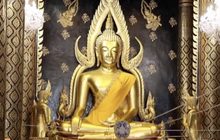 ประชาชนเข้าสักการะ “พระพุทธชินราช”