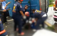 ถนนลื่นรถโม่ปูนตกร่องน้ำคนขับเสียชีวิต