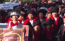 7 ชนเผ่า ร่วมแปรอักษร น้อมรำลึกถึงพระมหากรุณาธิคุณ
