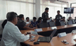 แฟนบอลกลับถึงไทยหลังถูกปล่อยตัวจากประเทศลาว