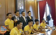 “ช้างศึก” ลงนามถวายพระพรหลังคว้าแชมป์คิงส์คัพ