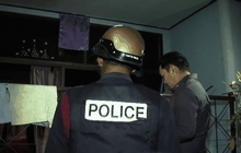 ตำรวจกวาดล้างยาเสพติดชุมชนร่มเกล้า