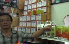 คนร้ายเจาะผนังร้านค้าเข้าขโมยเงินสดและสินค้า