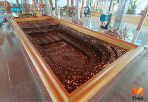 วัดโปรดเกษ พระพุทธบาทสี่รอยจำลองใหญ่ที่สุดในนนทบุรี