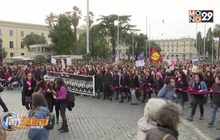 ประท้วงต่อต้านความรุนแรงกับผู้หญิง