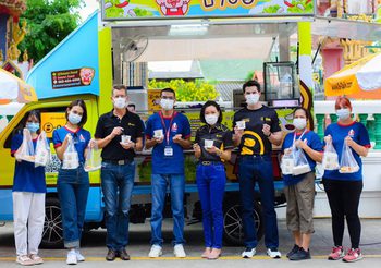 บี-ควิก จับมือ โครงการต้องรอด สนับสนุนวัตถุดิบปรุงอาหารผู้ได้รับผลกระทบจาก COVID-19