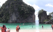 แห่ชมความงาม “เกาะห้อง” แทนอ่าวมาหยา จ.กระบี่