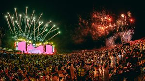 สะเทือนหาดชะอำ! “นั่งเล 5” เป็นมากกว่าเทศกาลดนตรี ตอบโจทย์ปาร์ตี้ริมทะเลสุดแซ่บที่ทุกซัมเมอร์จะต้องไม่พลาด