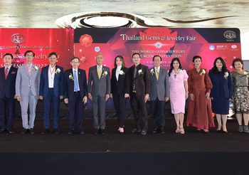 สมาคมผู้ค้าอัญมณีไทยและเครื่องประดับ เนรมิตงาน Thailand Gems & Jewelry Fair 2022 พร้อมโชว์ศักยภาพผู้ประกอบการ มุ่งขับเคลื่อนเศรษฐกิจไทยสู่สากล