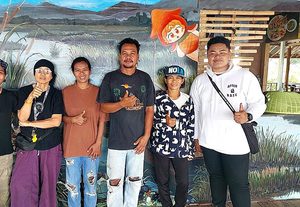 ชุมชนบ้านหน้าทุ่งสามร้อยยอด จัด “ถ่อเรือ ทอรักษ์” รับเดือนแห่งความรัก เปิดประสบการณ์ Sustainability Tourism ครั้งแรกในประเทศไทย