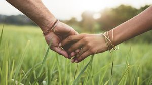 ความรักที่ดี ต้องมีมากกว่าแค่รัก! มอง 5 ปัจจัยเสริม ที่จะทำให้รักของคุณไปรอด