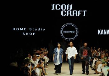 ICONCRAFT ยกระดับบาติกไทยสู่เวทีแฟชั่นสุดยิ่งใหญ่ “ELLE Fashion Week 2024” นำเสนอผลงาน 3 ไทยดีไซเนอร์แถวหน้าในโชว์พิเศษ “Timeless Crafting with Batik” ส่งท้ายแคมเปญแห่งปี THAI TEXTILE HEROES 2024