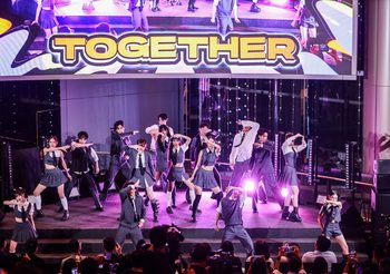 “XEBIS ENTERTAINMENT” เปิดตัวสุดยิ่งใหญ่ ลุยตลาดไอดอลเต็มรูปแบบ เสิร์ฟ 16 ศิลปินน้องใหม่ พร้อมคอนเทนต์จัดเต็ม