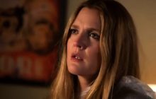 Santa Clarita Diet ซีรี่ส์ใหม่ “ดรูว แบร์รี่มอร์” แม่บ้านซอมบี้ไล่ฆ่าคน