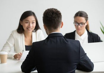 4 เหตุผลที่องค์กรควรใช้บริการบริษัทจัดหางาน