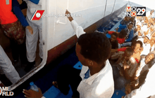 ช่วยชีวิตผู้อพยพในอิตาลี