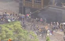 ตำรวจฮ่องกงปิดล้อมผู้ประท้วงที่ ม.โพลีเทคนิค