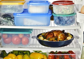 วิธีเก็บอาหารในตู้เย็น ผัก ผลไม้ เนื้อสัตว์ อาหารทะเล ไข่ไก่ ของแห้ง เก็บยังไงให้อยู่ได้นาน