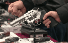 ผลตอบรับมาตรการควบคุมปืน