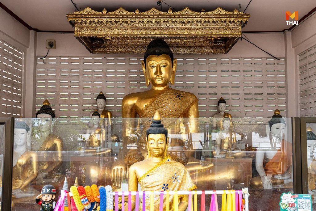 หลวงพ่อพลอย