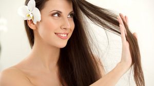 ผมแห้งเสีย!! สูตรบำรุงผมสวย หมักด้วยกล้วยน้ำว้า