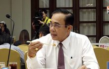 “บิ๊กตู่” ไม่กังวลฝ่ายค้านยื่นซักฟอก