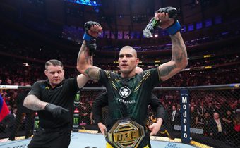 เปเรย์รา-อัสปินัลล์ คว้าชัยศึก UFC295