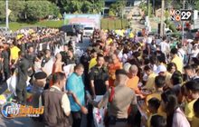 พุทธศาสนิกชนทั่วประเทศทำบุญตักบาตรเทโวโรหณะ