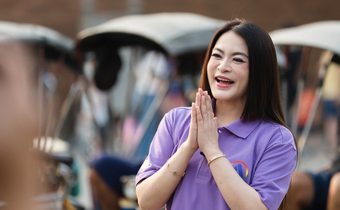 “มาดามหยก” ลุยเต็มสูบ เชิญชวนชาวเชียงใหม่ เข้าคูหา กาเบอร์ 4 บัตรสีเหลืองทอง และเบอร์ 19-24 บัตรสีเขียว