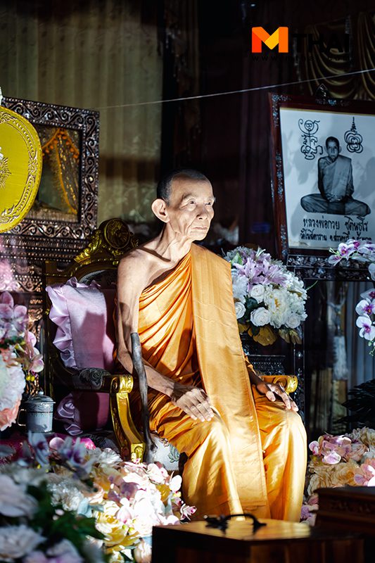 หลวงพ่อกวย ชุตินฺธโร