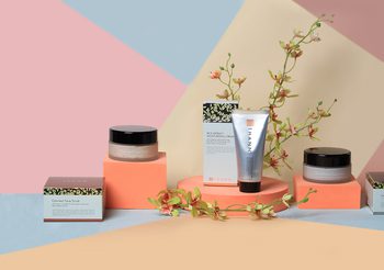 วิธีฟื้นฟูสภาพผิว หลังกลับจากท่องเที่ยว โดยแพทย์ผู้เชี่ยวชาญผิวหนัง และ ธัญ(THANN)